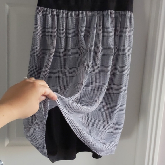 Thyme Maternity dress - Picture 4 of 7